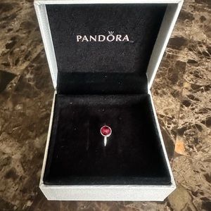ABSOLUTELY BEAUTIFUL AUTHENTIC PANDORA RING